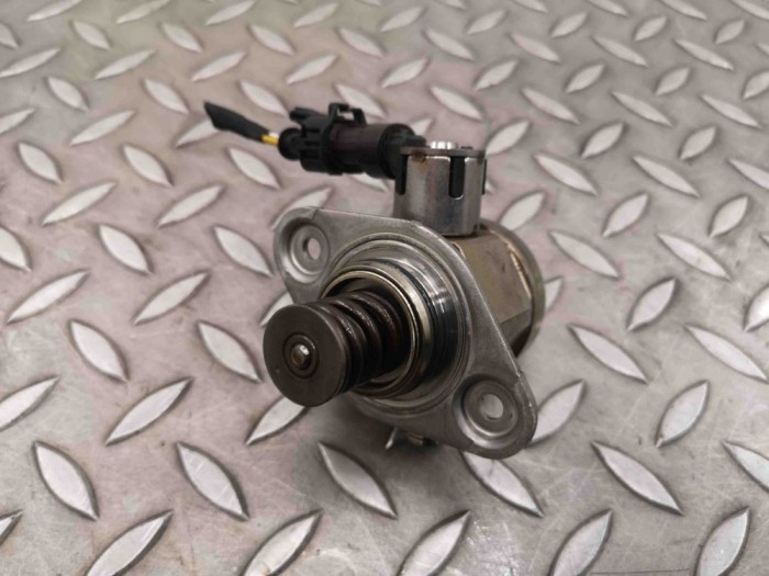 Pompa de combustibil JAGUAR E-PACE X540 2018 OEM: Hatchback | 25421612