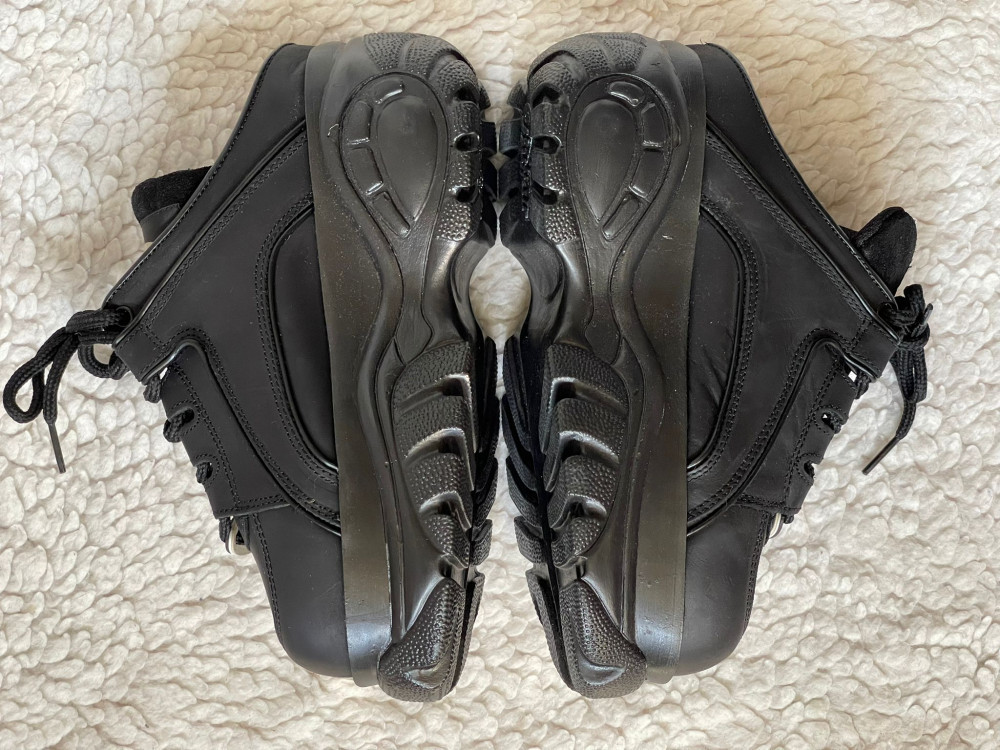 SABOTI NEGRI PLATFORMA DAMA BUFFALO TEXAS OIL PIELE PAPUCI SPORT FEMEI SLIP ON 39 Piele naturala Negru Okazii.ro