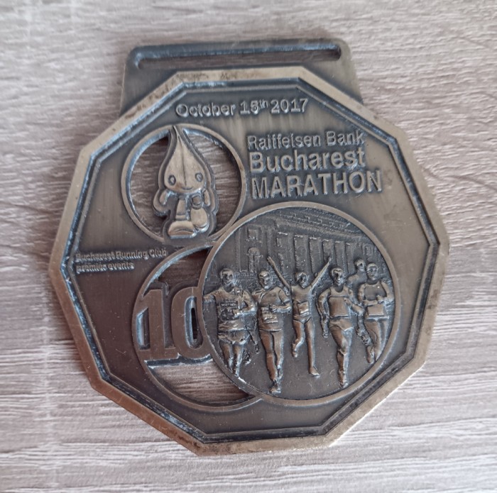 QW1 22 - Medalie - tematica sport - maraton - Bucuresti - 2017