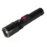 Lanterna cu electrosocuri pentru autoaparare si acumulator integrat