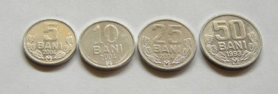 SET MOLDOVA 5 10 25 50 BANI 1993 2004 CU LUCIU DE BATERE NECIRCULATE UNC foto