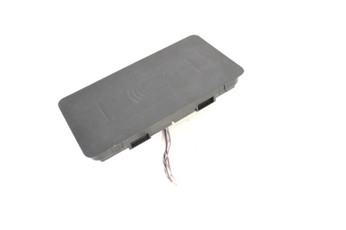 Stație de &icirc;ncărcare wireless BMW X5 G05 2022 OEM: 8734774 12171283