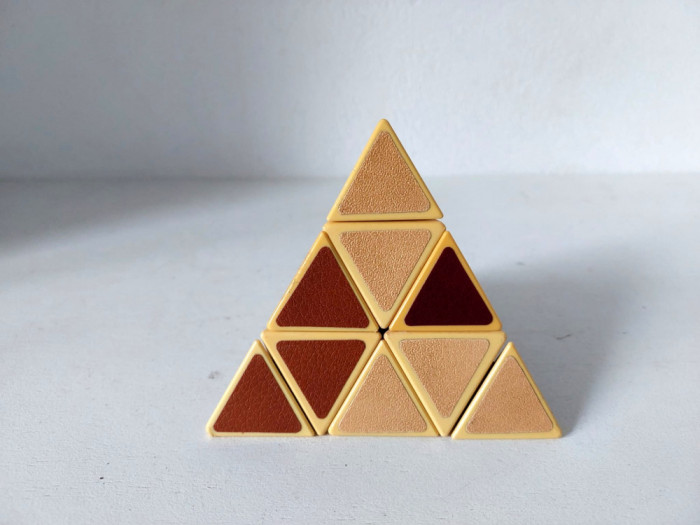 Joc logic Rubik Piramida, vintage, vechi
