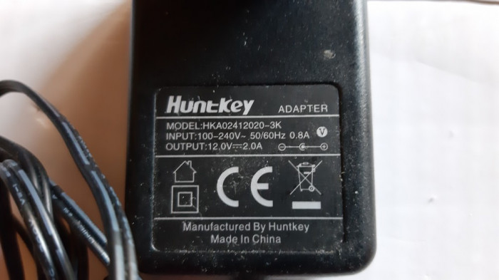 ALIMENTATOR 12V - 2A HUNTKEY MODEL HKA02412020-3K LA 100-240 V /50/60HZ