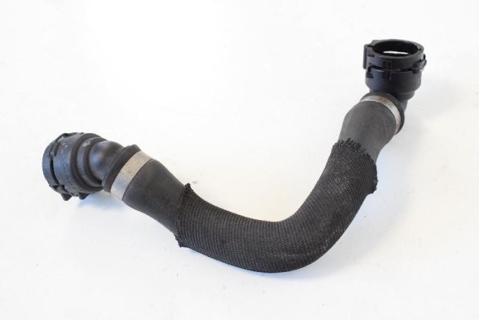 Furtun de lichid de răcire BMW X6 E71, E72 2012 OEM: 7557185 10033222