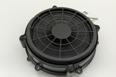 Difuzor ușă dreapta față AUDI E-TRON GT 2023 OEM: 4J3035415 31456780 foto