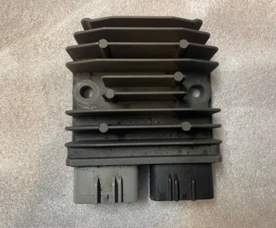 Releu incarcare original SH821AA Ducati Yamaha foto