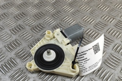 Motor macara geam ușă dreapta față MERCEDES-BENZ C T-Model S205 2015 OEM: A2059060113 | 31556222 foto