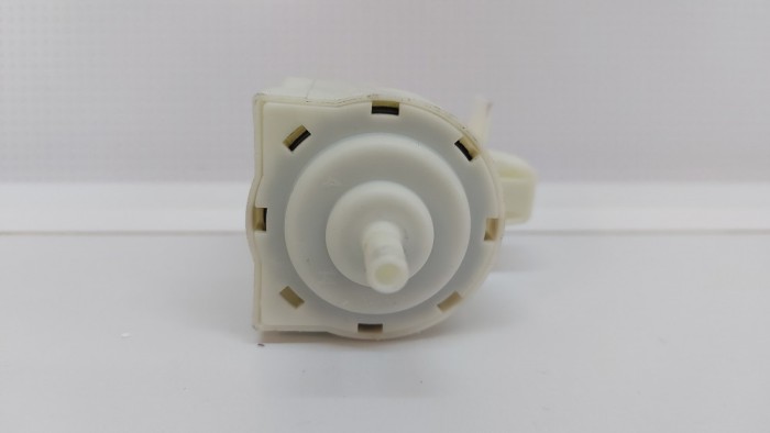 Presostat 160026921-04 Masina de spalat Whirlpool FWDD1071681WS EU / C163