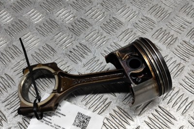 Piston SUZUKI GRAND VITARA I FT, HT 2002 OEM: 12100-65811-0A0,12160-86FA1 28399235 foto