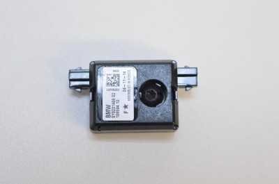 Amplificator de antena BMW i3 I01 2015 OEM: SY9231466 | 2203854 foto