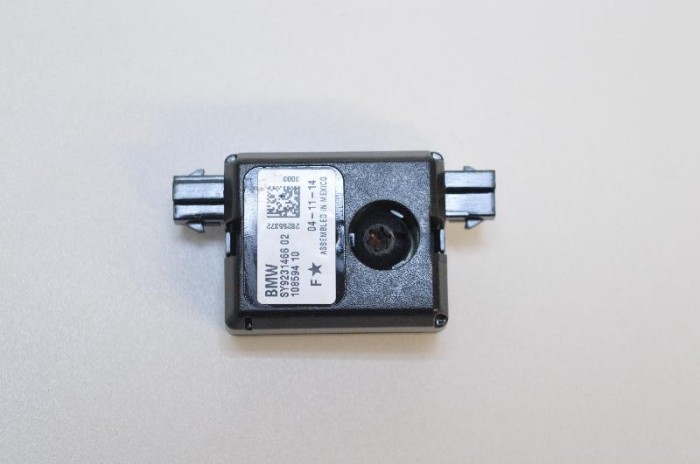 Amplificator de antena BMW i3 I01 2015 OEM: SY9231466 | 2203854