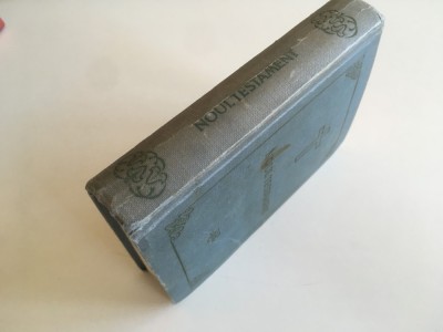 NOUL TESTAMENT CU PSALMII 1972 TIPARIT CU APROBAREA SF. SINOD SUB INDRUMAREA PATRIARHUL JUSTINIAN, FORMAT 15 x 10,5 CM. foto