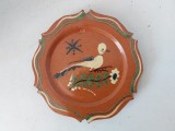 Farfurie ceramica vintage semnata La Poterie d&rsquo;Annecy, Franta, decorata manual, cu o pasare si flori, 21cm diametru, rustic, taranesc