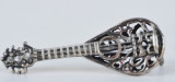 Miniatura din argint Luta/ mandolina/ chitara/ masiv cu titlu 800