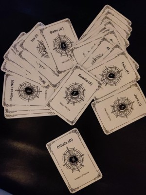 RUNES DECK - SET CARTI RUNE (DIVINATIE, VIKINGS, VIKINGI, MITOLOGIA NORDICA, GHICIREA VIITORULUI, RUNELOR) foto