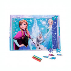 Puzzle 160 de piese Frozen + bonus: 3 foi de colorat + 4 creioane colorate foto