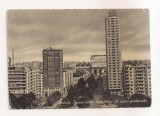 FA140 -Carte Postala- ITALIA - Milano. Piazza della Republica - Il nuovo grattacielo , circulata 1956