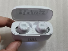 Casti In Ear JBL LIVE 300, True Wireless, Bluetooth, Autonomie 20 ore, Alb foto