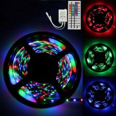 Banda 300 LEDuri SMD 5050RGB 5m IP65 Telecomanda Alimentare 18A046 XXM foto