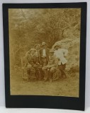FOTOGRAFIE DE GRUP IN EXTERIOR , CINCI BARBATI , GERMANIA , FOTOGRAFIE , SFARIST DE SECOL XIX