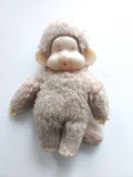 Maimutica Monchhichi (kiki), moncicci, moncici, culoare deschisa, vechi, vintage, 19 cm,