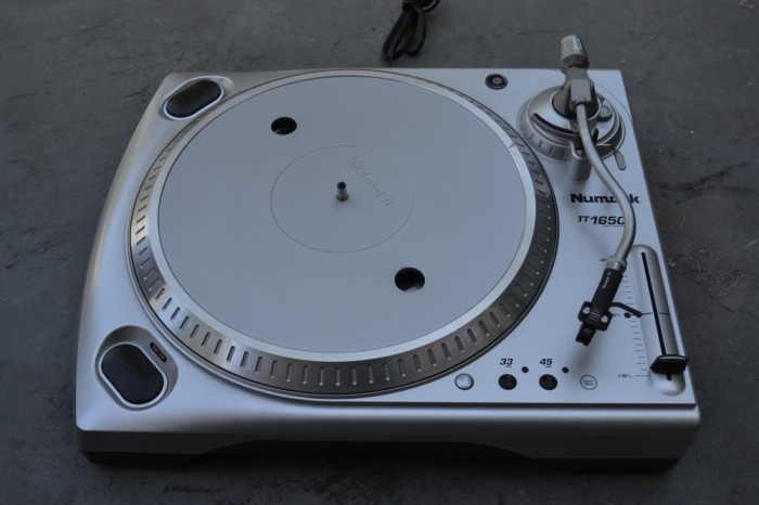 Pick up Profesional Numark TT 1650
