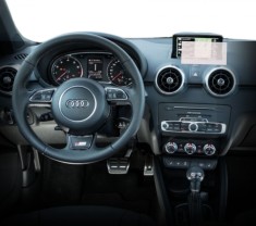 Folie Protectie Navigatie Audi A1 Sportback 2015-2018, Duragon, protectie Display Navigatie, silicon Transparent, Anti-zgarieturi, kit instalare