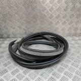 Garnitura de cauciuc haion PORSCHE MACAN 95B 2014 OEM: 95B.827.705.B,95B827705B 26836294
