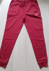 PANTALONI DE TRENING ,NIKE !2 CULORI foto