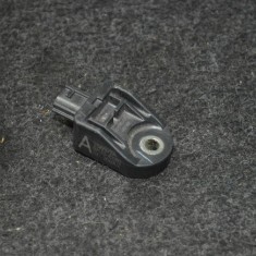 Senzor de impact dreapta față TOYOTA RAV 4 III _A3_ 2008 OEM: 89173-42080