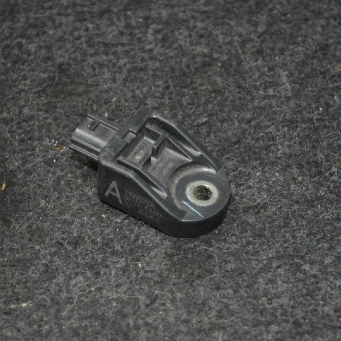 Senzor de impact dreapta față TOYOTA RAV 4 III _A3_ 2008 OEM: 89173-42080 1521282