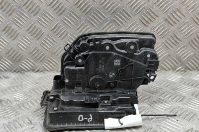&amp;Icirc;ncuietoare ușă dreapta față BMW 2 Active Tourer F45 2018 OEM: 7281938 22278029 foto