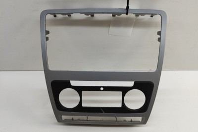 Ornament player muzical SKODA OCTAVIA II Combi 1Z5 2013 OEM: 1Z0858069 30464202 foto