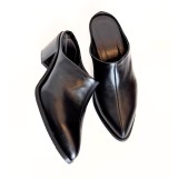 Cumpara ieftin Saboti dama din piele naturala tip ciocata Rosy Black, 37 si 41
