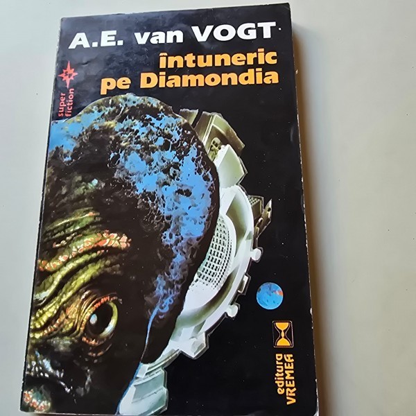 Intuneric pe Diamondia - A. E. van Vogt
