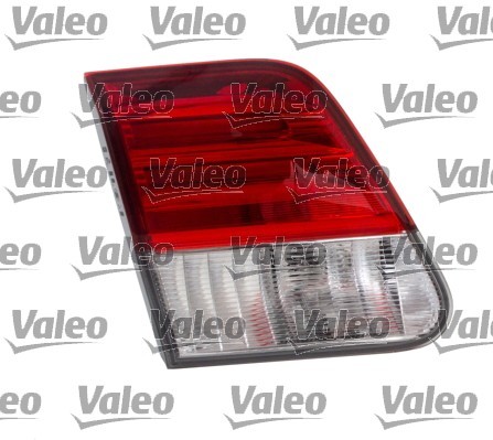 Stop spate lampa Toyota Avensis COMBI (T27) 01.2011- VALEO partea Stanga interior Stop spate lampa Toyota Avensis COMBI (T27) 01.2011- VALEO partea Stanga interior
