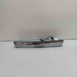 Ornament lampa număr de &icirc;nmatriculare JEEP COMMANDER XK, XH 2006 OEM: 55369088AE 32595815