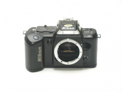 Nikon F401 - fara obiectiv. Stare buna de functionare! foto