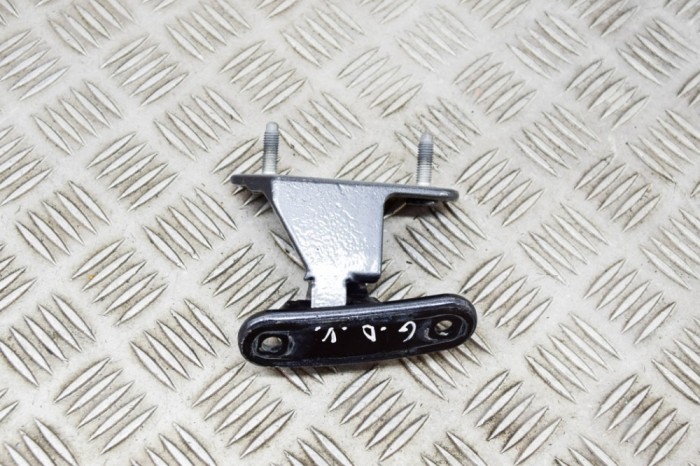 Balama ușă dreapta spate MERCEDES-BENZ GLE W167 2022 OEM: A1677303210 20650378