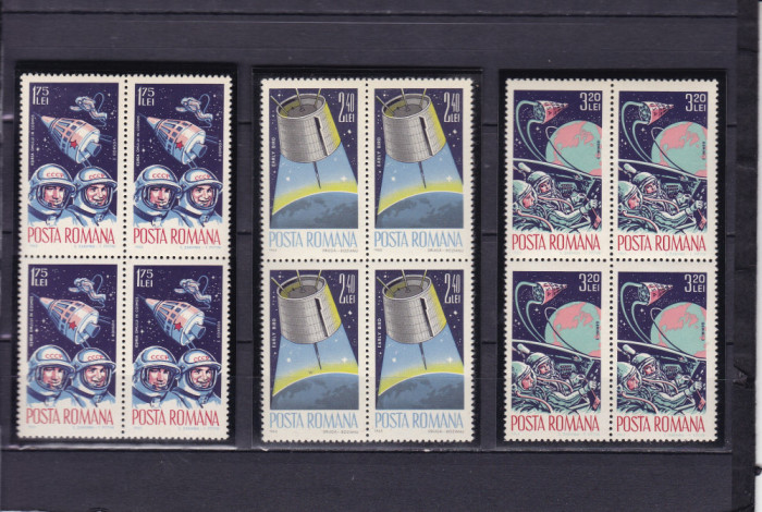 ROMANIA 1965 LP 611 COSMONAUTICA BLOCURI DE 4 TIMBRE MNH