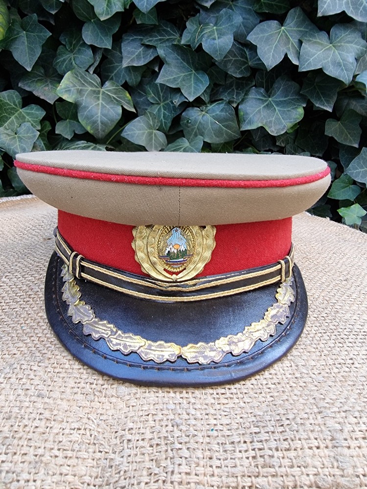 Cascheta de ofiter de infanterie din perioada RSR | arhiva Okazii.ro