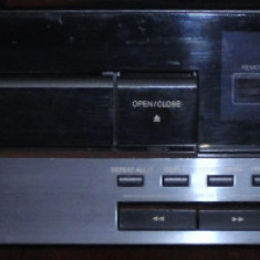 Vand un CD-player JVC XL-Z331