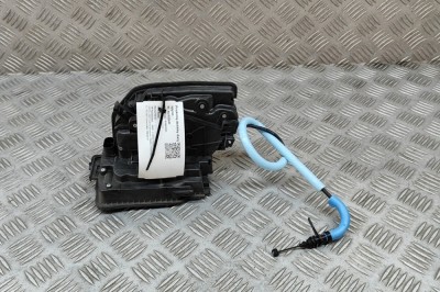 &amp;Icirc;ncuietoare ușă dreapta față BMW 2 Active Tourer F45 2019 OEM: 7281938 27032649 foto