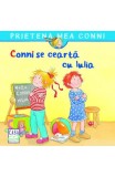 Conni se cearta cu Iulia, Casa