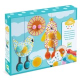 Set creativ de colorat cu pompoane si buline, Djeco