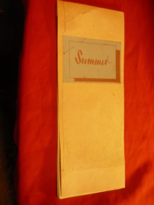 Catalog de MODA 1947 cu 22 Crochiuri si studii semnate GYOMA ,dim.= 14,5x33cm foto