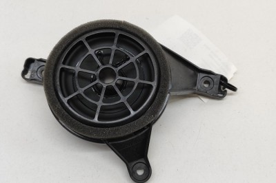Difuzor ușă dreapta spate AUDI Q7 4M 2019 OEM: 4M0035398F | 27571797 foto