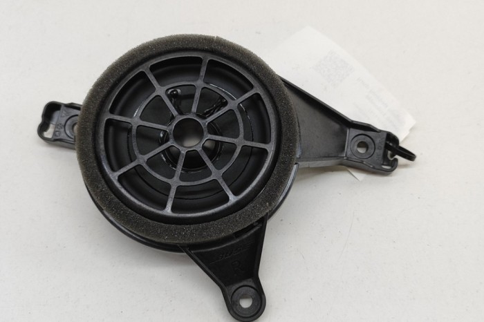 Difuzor ușă dreapta spate AUDI Q7 4M 2019 OEM: 4M0035398F | 27571797
