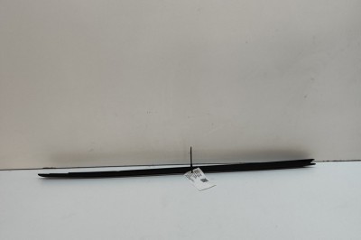 Ornament vertical parbriz dreapta VW ID.4 E21 2023 OEM: 11A854328 | 31533091 foto